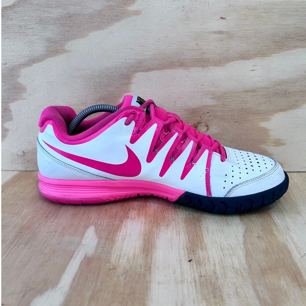 Nike - Vapor Court - Running Shoes - White/Pink - Women's - 12 - 631713-160 - Picture 5 of 9